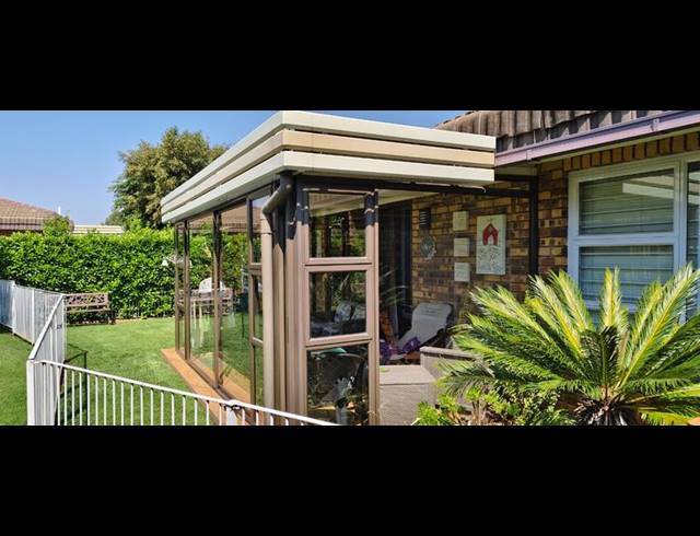 2 BEDROOM SIMPLEX FOR SALE IN NORTON PARK